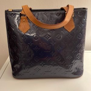 Louis Vuitton Houston Patent leather Indigo with original tags & dust cover